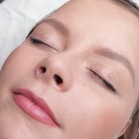 Permanent Make-up Lippen und Augenbrauen